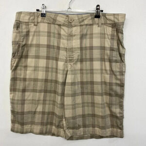 Columbia Men's Regular Fit Shorts 38x12 Plaid FLAWED